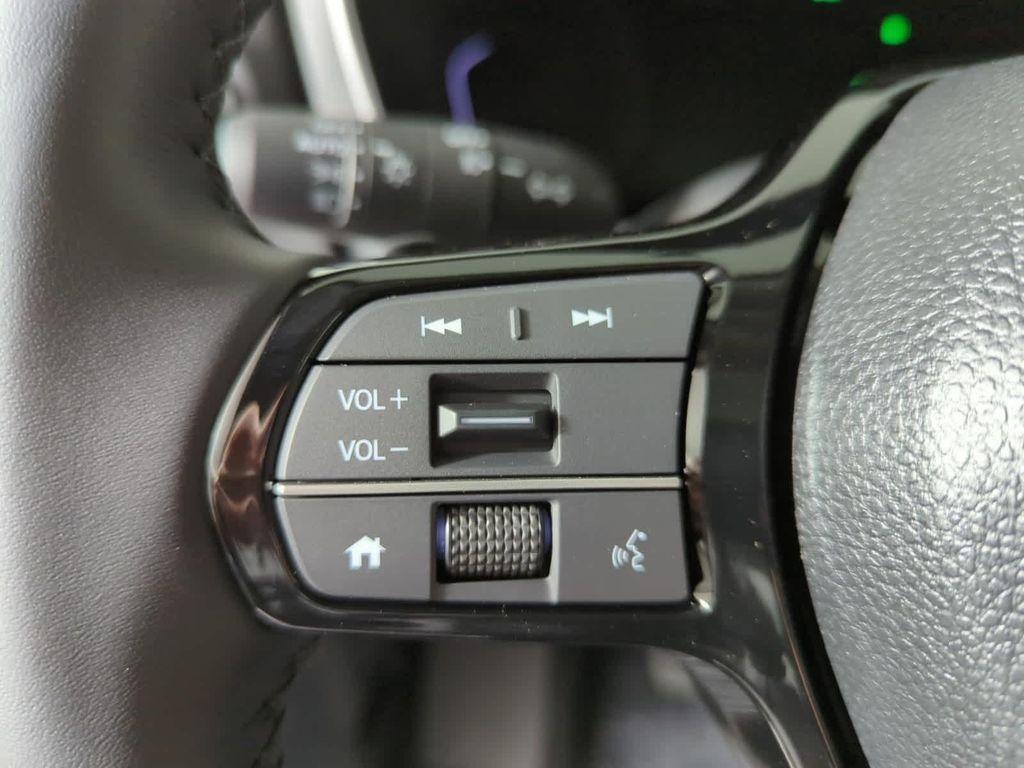 new 2025 Honda Pilot car, priced at $52,995