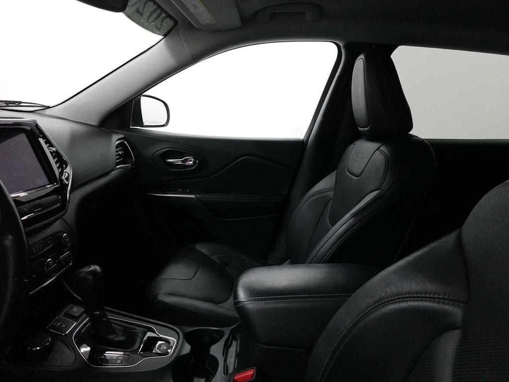 used 2020 Jeep Cherokee car, priced at $20,885
