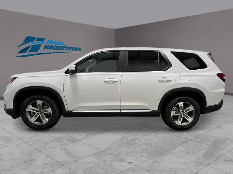 new 2025 Honda Pilot car, priced at $48,280