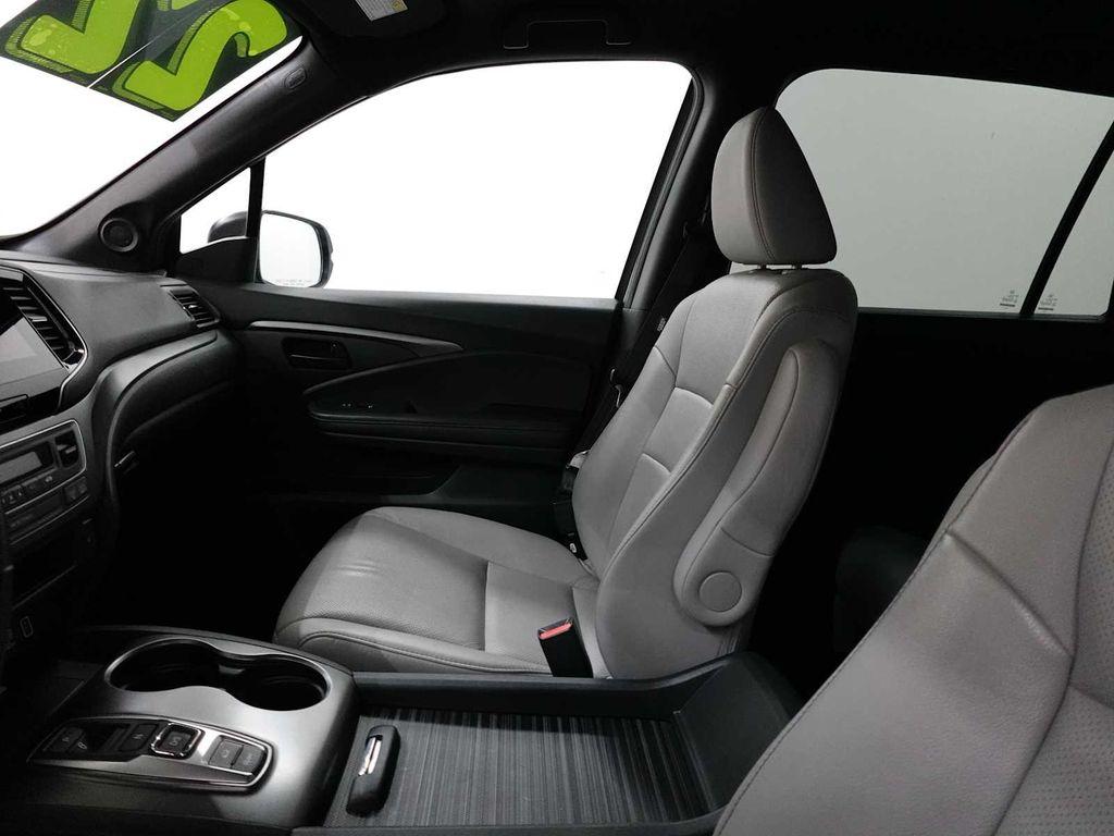 used 2022 Honda Passport car, priced at $27,595