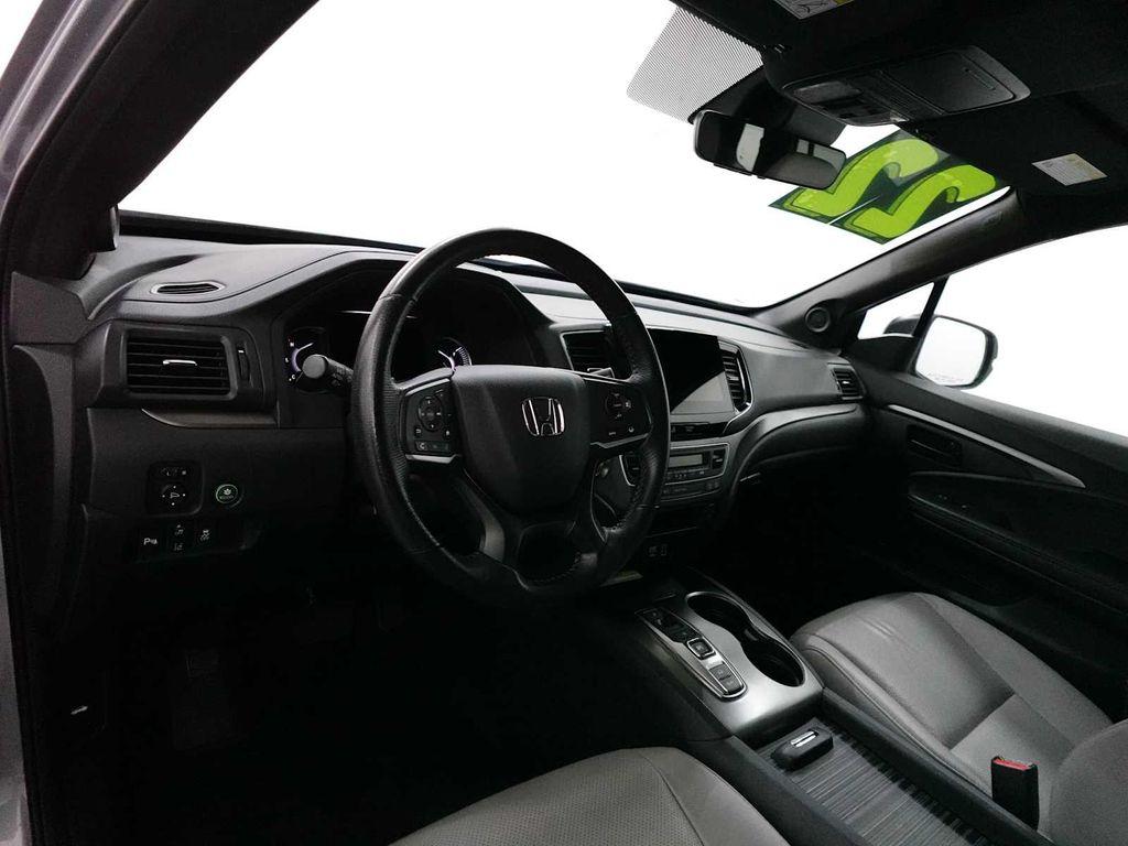 used 2022 Honda Passport car, priced at $27,595