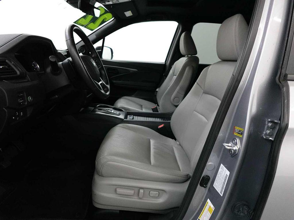 used 2022 Honda Passport car, priced at $27,595