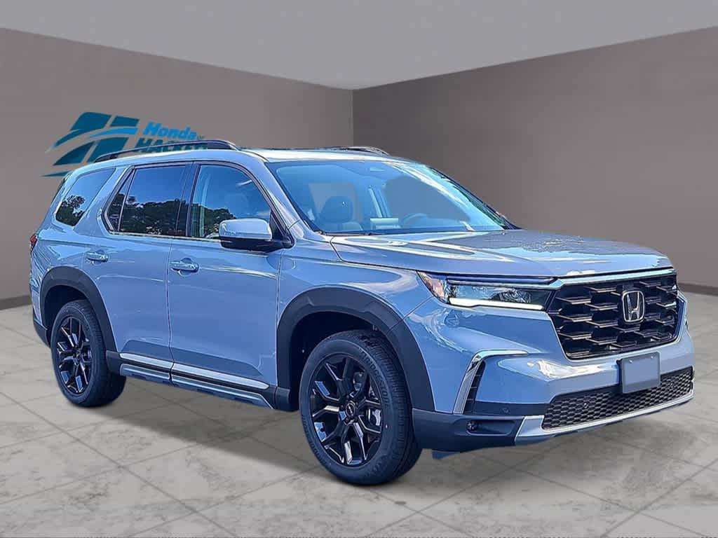 new 2025 Honda Pilot car, priced at $54,255