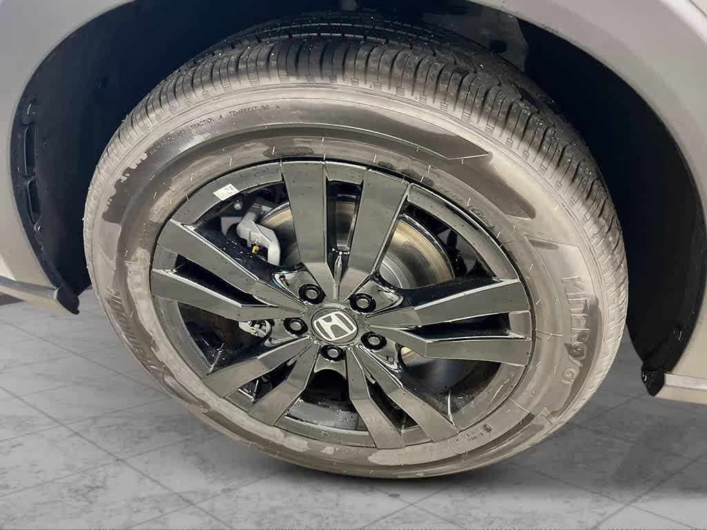 new 2026 Honda HR-V car, priced at $31,705