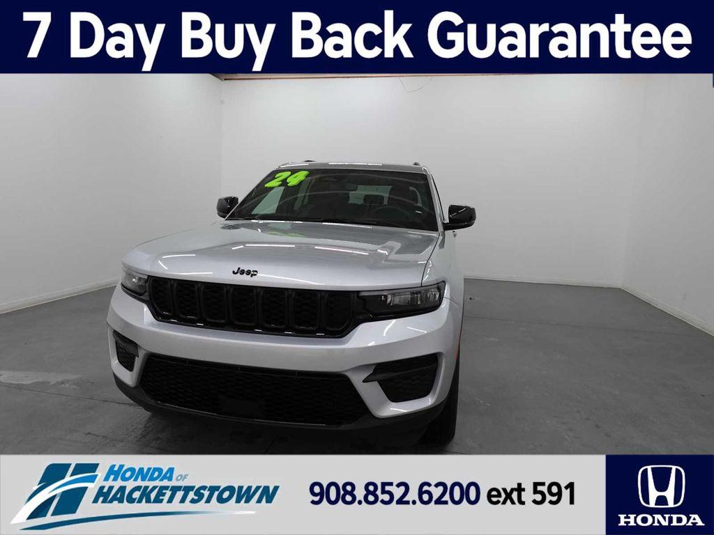 used 2024 Jeep Grand Cherokee car, priced at $24,775