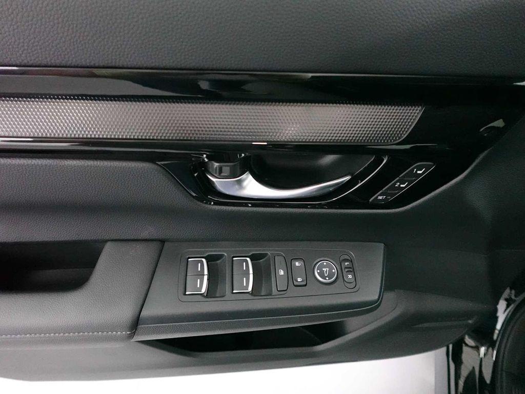 used 2024 Honda CR-V car, priced at $31,285