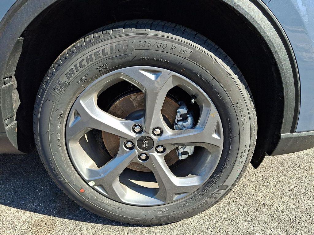 new 2026 Ford Escape car, priced at $34,769