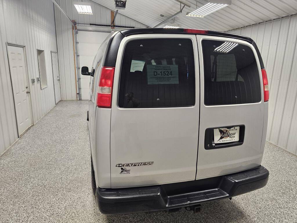 used 2018 Chevrolet Express 3500 car, priced at $18,995