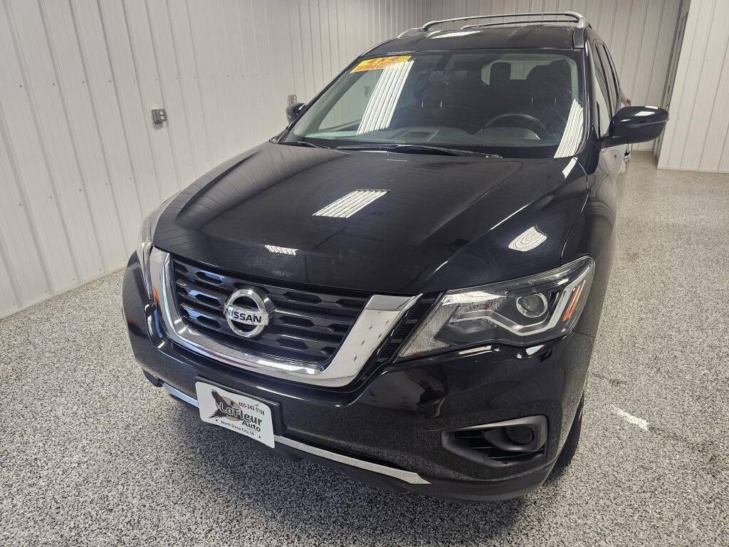 used 2020 Nissan Pathfinder car, priced at $18,995
