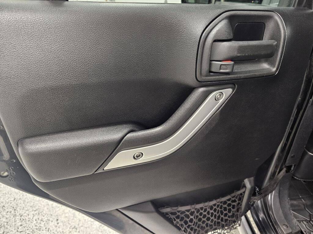 used 2013 Jeep Wrangler Unlimited car, priced at $22,995