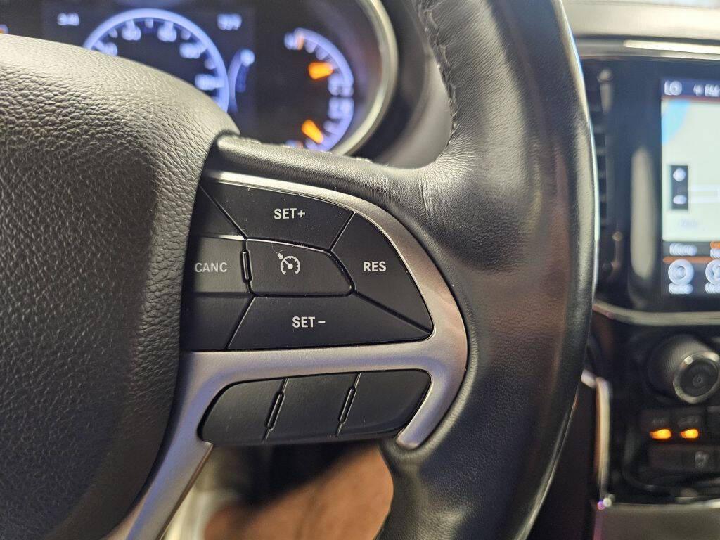 used 2019 Jeep Grand Cherokee car, priced at $20,995