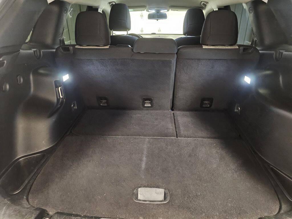 used 2014 Jeep Cherokee car, priced at $4,995