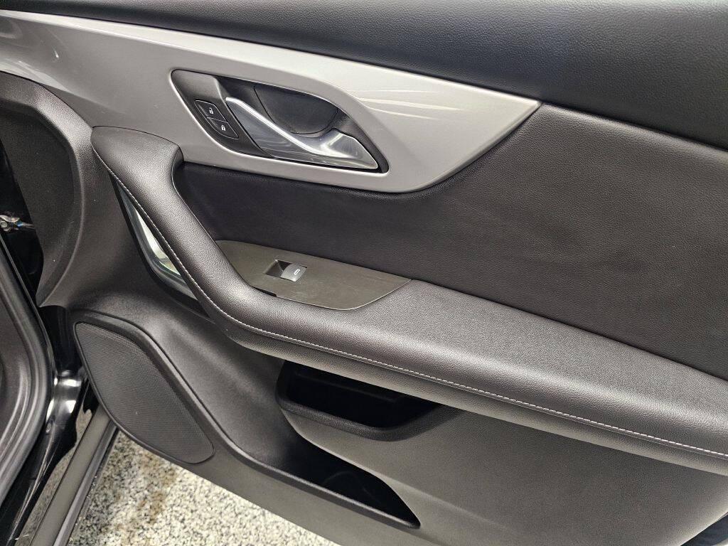 used 2025 Chevrolet Blazer car, priced at $24,995