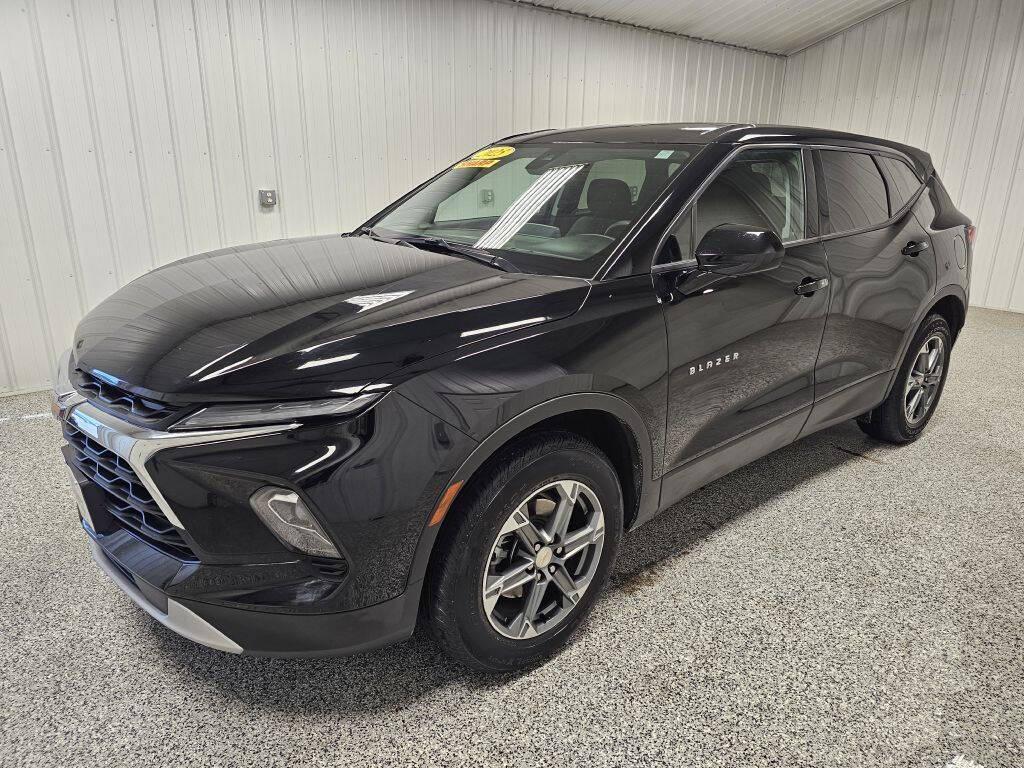 used 2025 Chevrolet Blazer car, priced at $24,995
