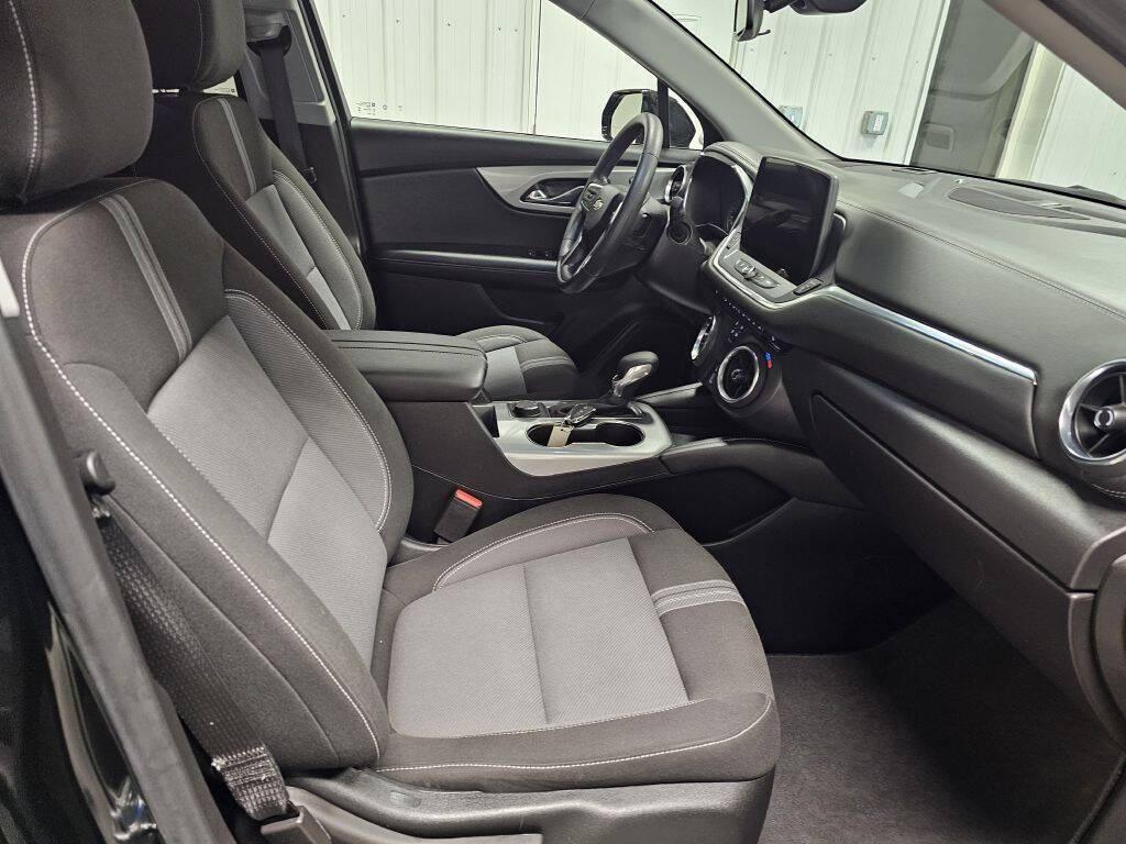 used 2025 Chevrolet Blazer car, priced at $24,995