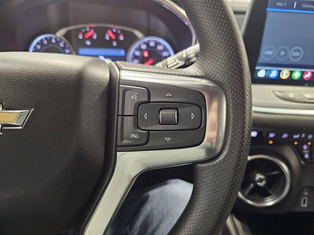 used 2025 Chevrolet Blazer car, priced at $24,995