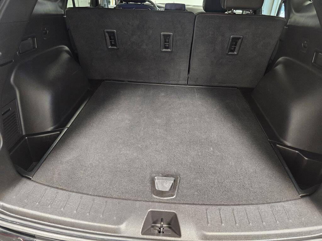 used 2025 Chevrolet Blazer car, priced at $24,995