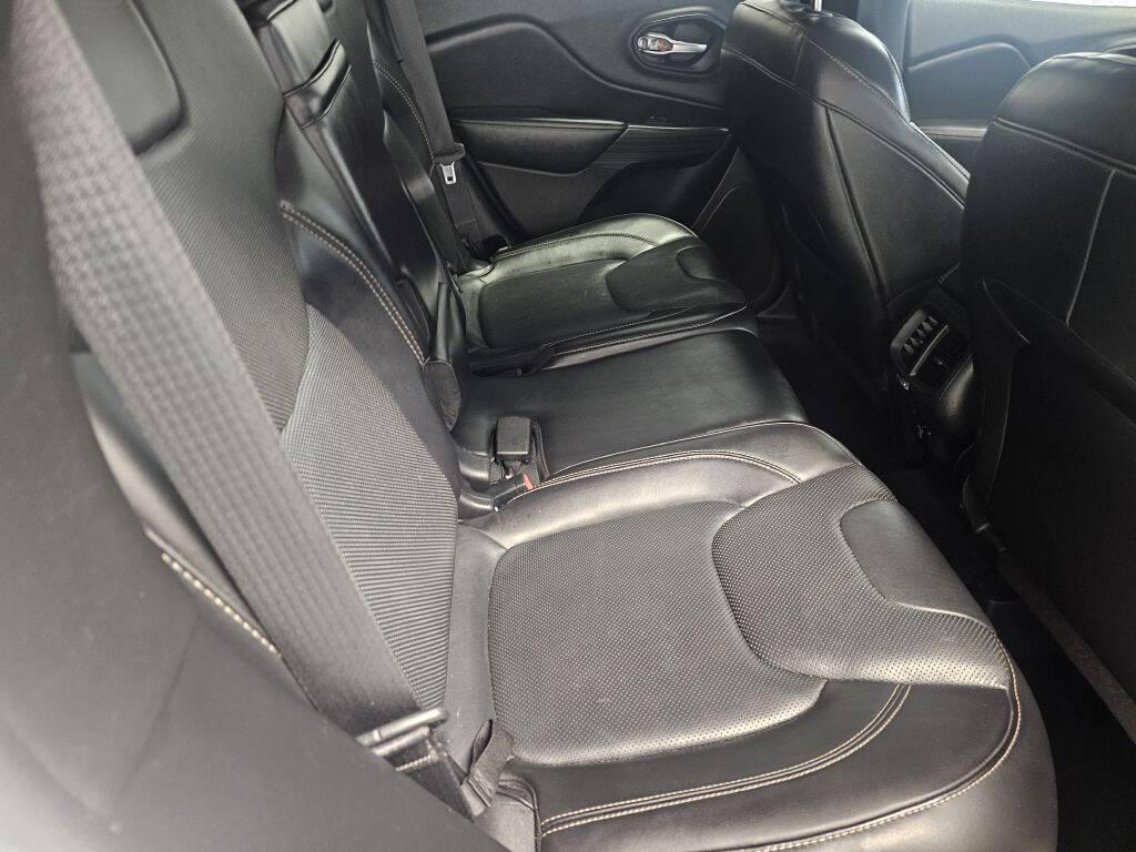 used 2016 Jeep Cherokee car, priced at $11,995