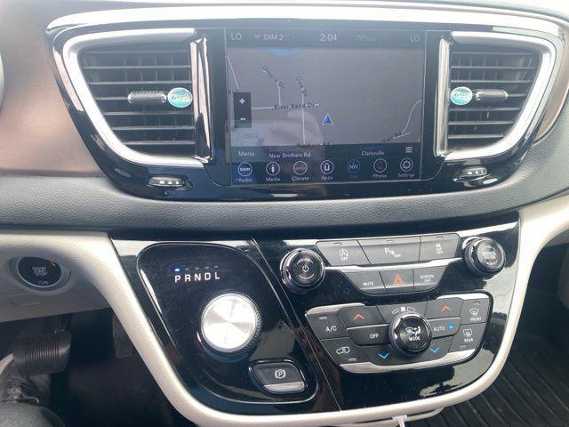 used 2018 Chrysler Pacifica car, priced at $14,819