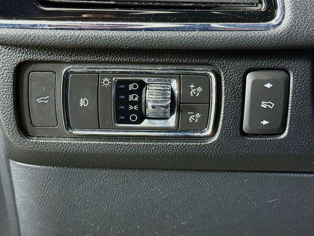 used 2022 Lincoln Navigator car, priced at $41,995