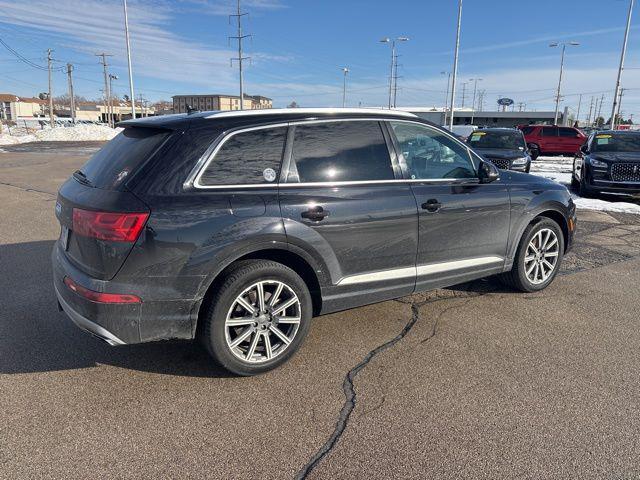 used 2019 Audi Q7 car, priced at $26,900