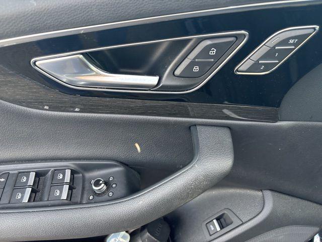 used 2019 Audi Q7 car, priced at $26,900
