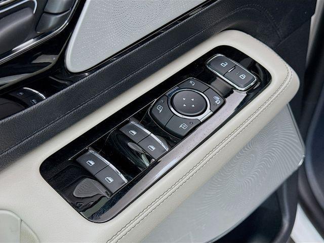 used 2025 Lincoln Aviator car, priced at $62,995