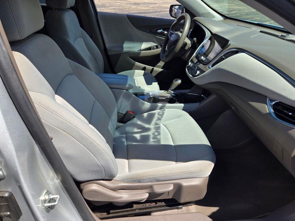 used 2020 Chevrolet Malibu car, priced at $14,925