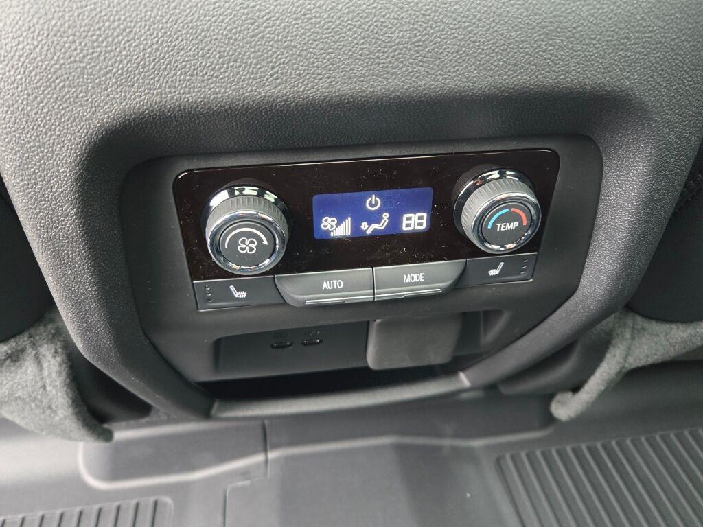 new 2026 Chevrolet Traverse car, priced at $54,597