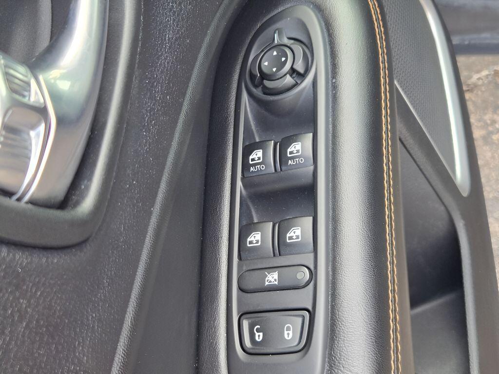 used 2019 Jeep Compass car, priced at $15,550