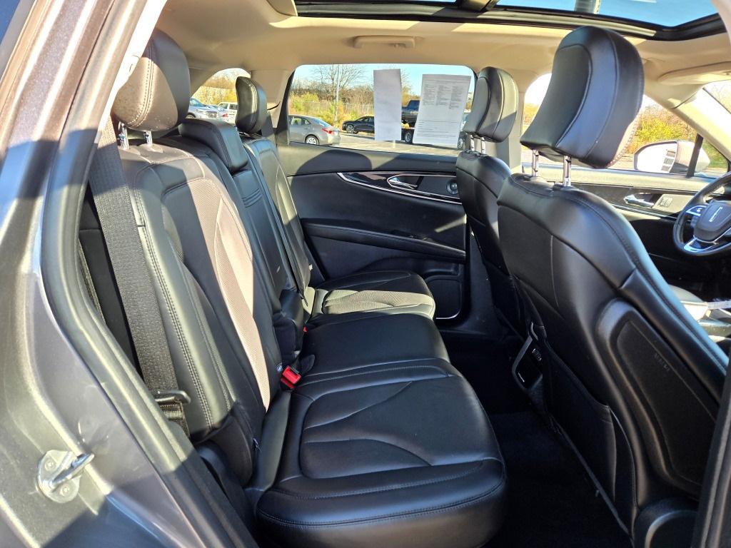 used 2022 Lincoln Nautilus car, priced at $32,700