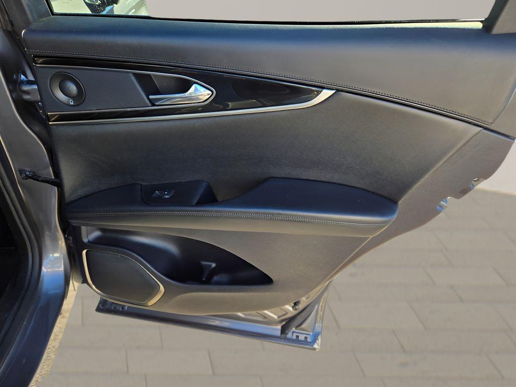 used 2022 Lincoln Nautilus car, priced at $33,286