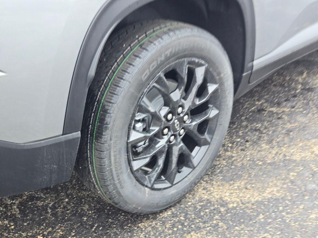 new 2026 Chevrolet Traverse car, priced at $42,497