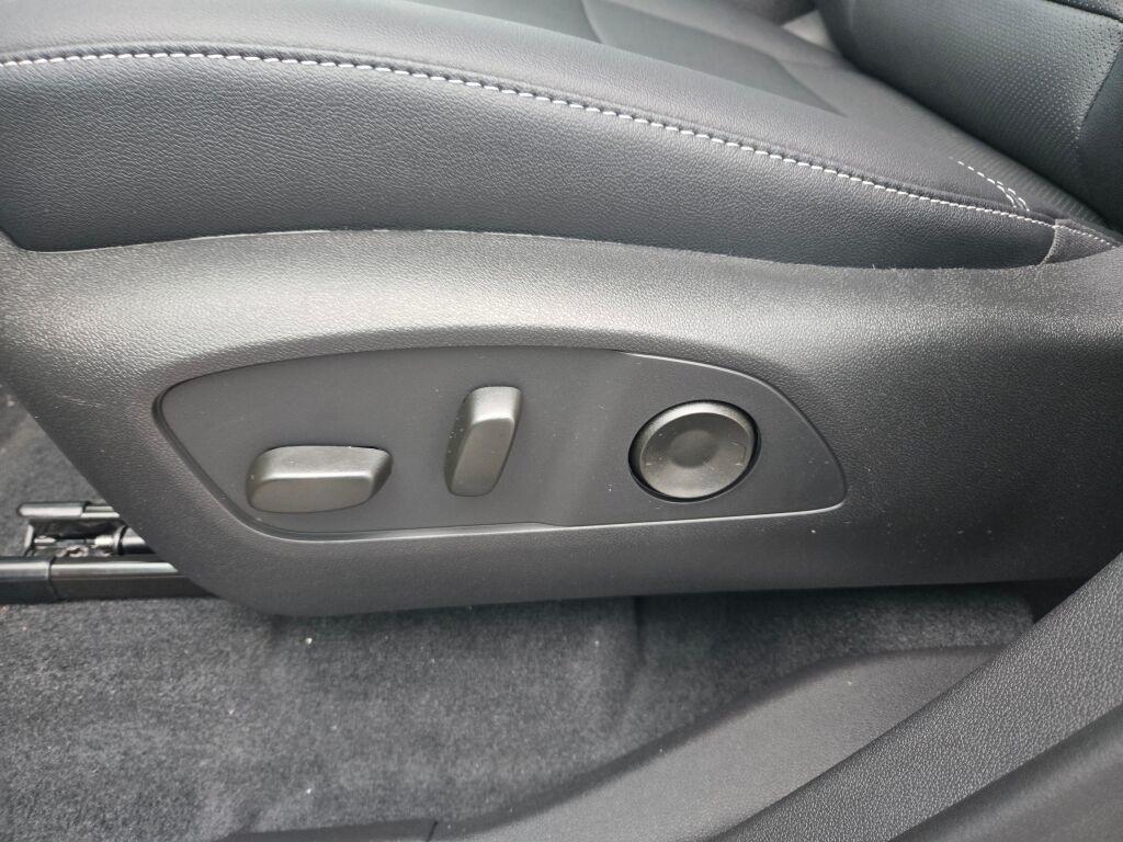 new 2026 Chevrolet Traverse car, priced at $42,497