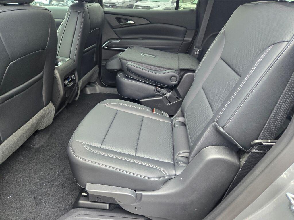 new 2026 Chevrolet Traverse car, priced at $42,497