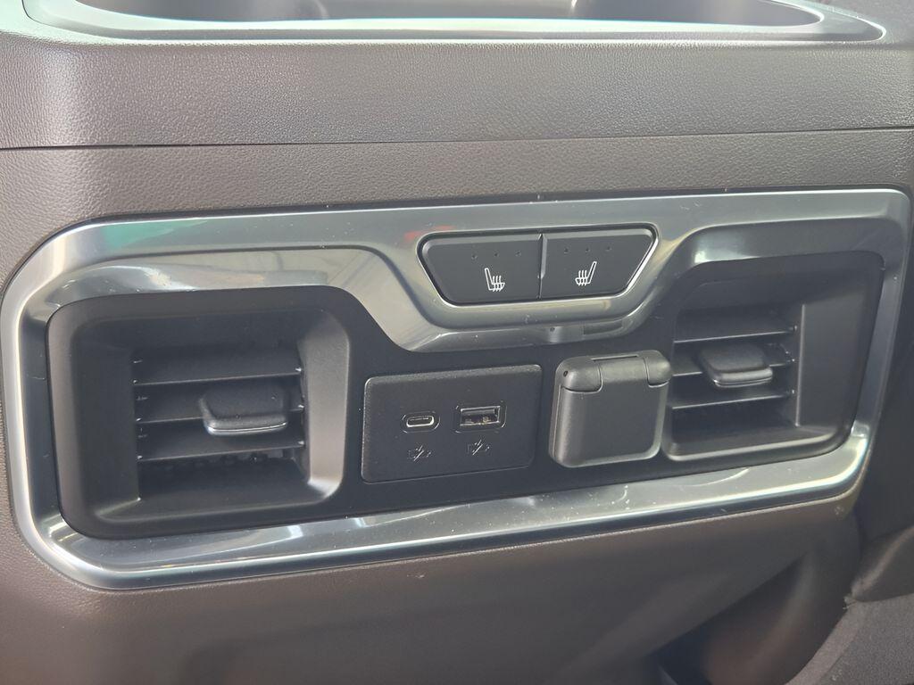 used 2020 GMC Sierra 1500 car, priced at $38,450