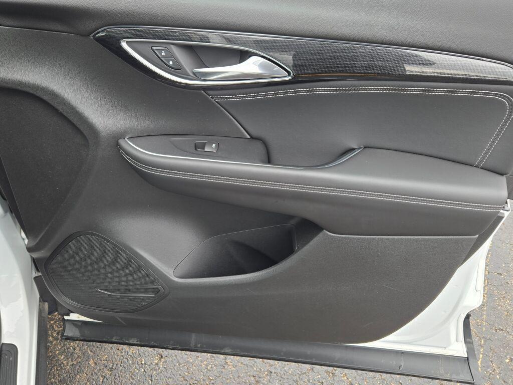 used 2022 Buick Envision car, priced at $23,550