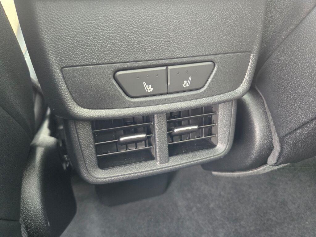 new 2026 Chevrolet Equinox car, priced at $39,985