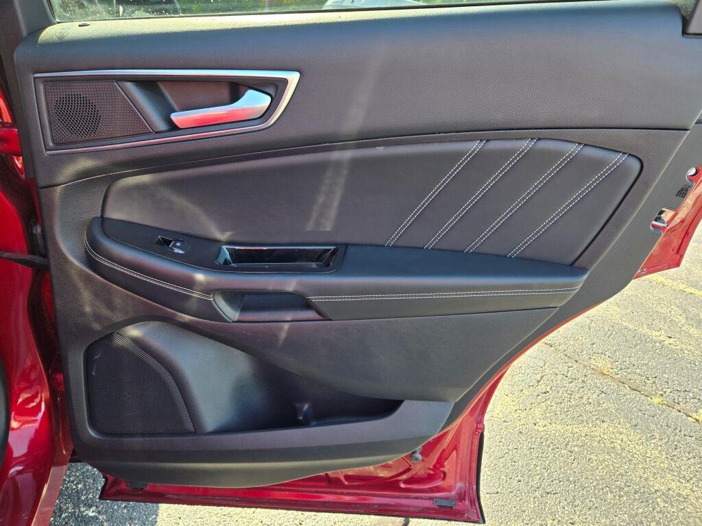 used 2019 Ford Edge car, priced at $18,700