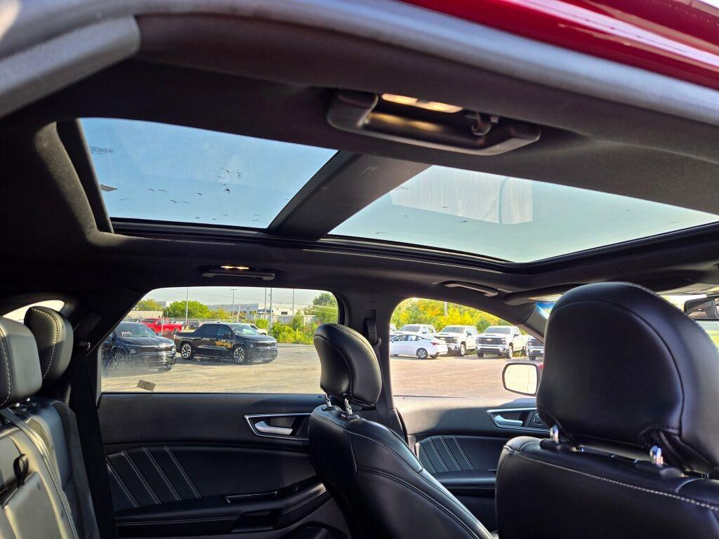 used 2019 Ford Edge car, priced at $18,700