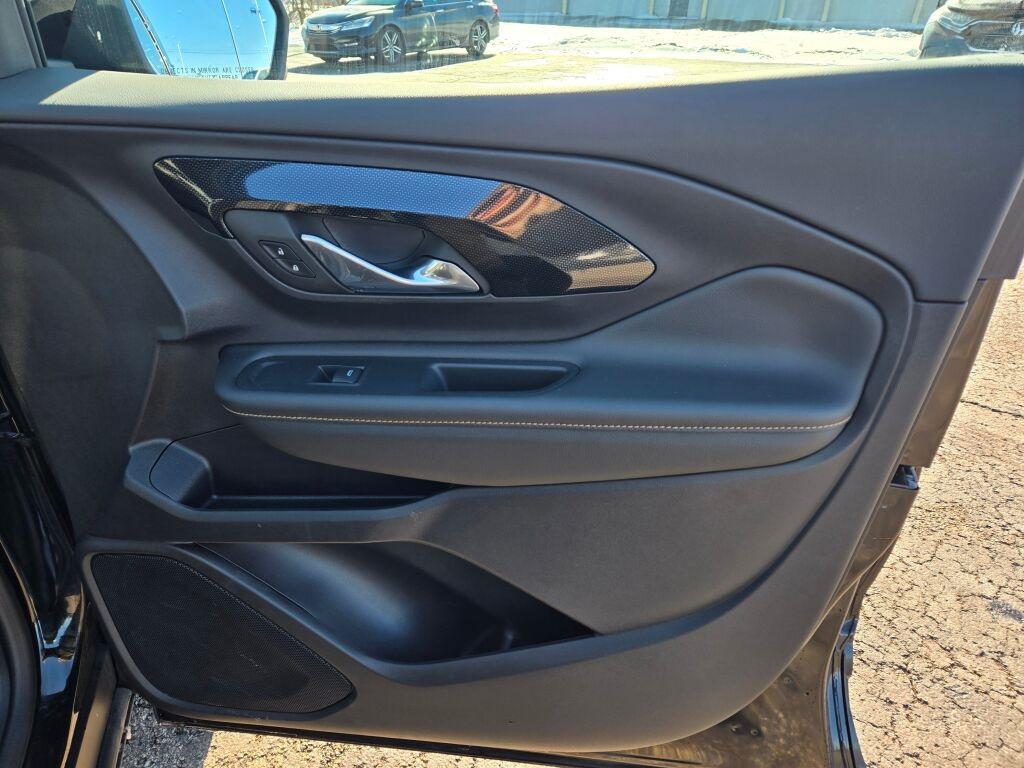 used 2024 GMC Terrain car, priced at $28,000