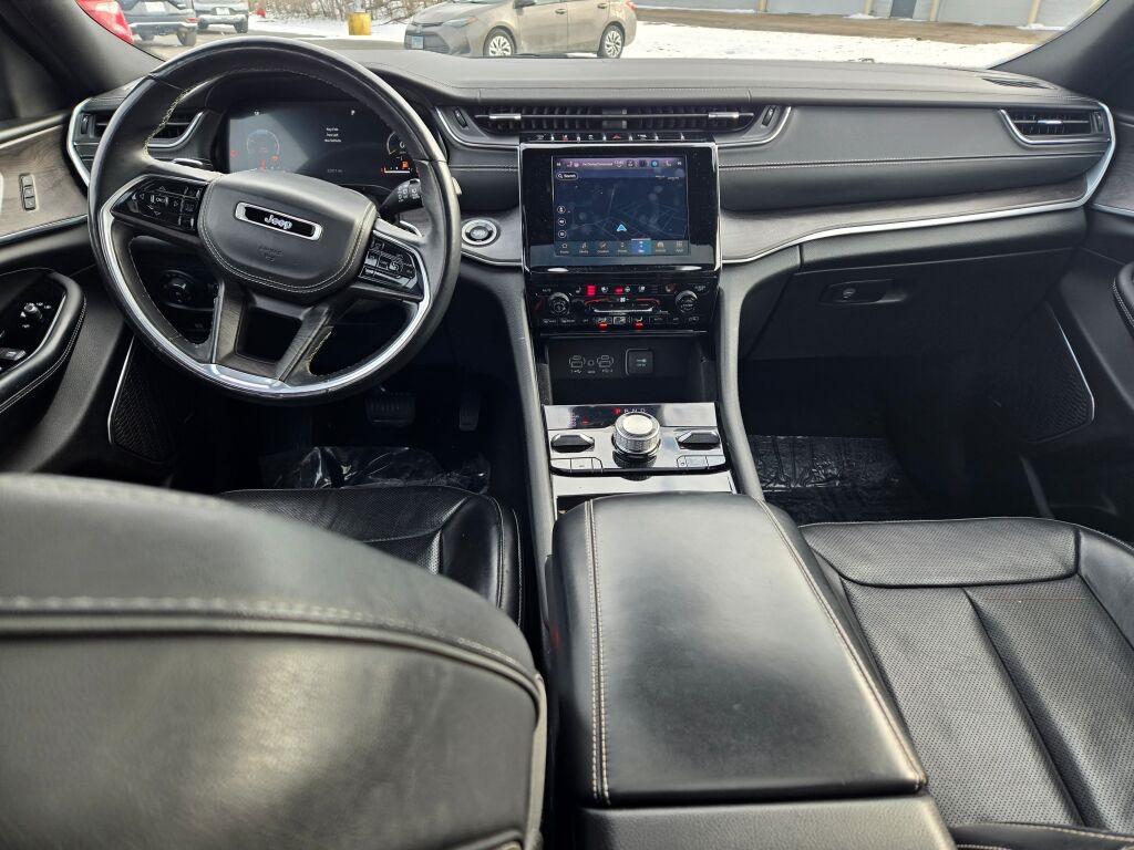 used 2022 Jeep Grand Cherokee car, priced at $32,900