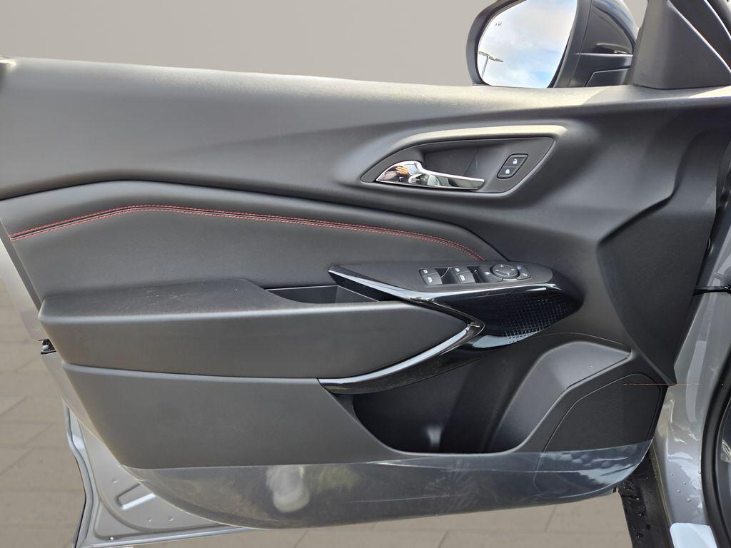 new 2026 Chevrolet Trax car