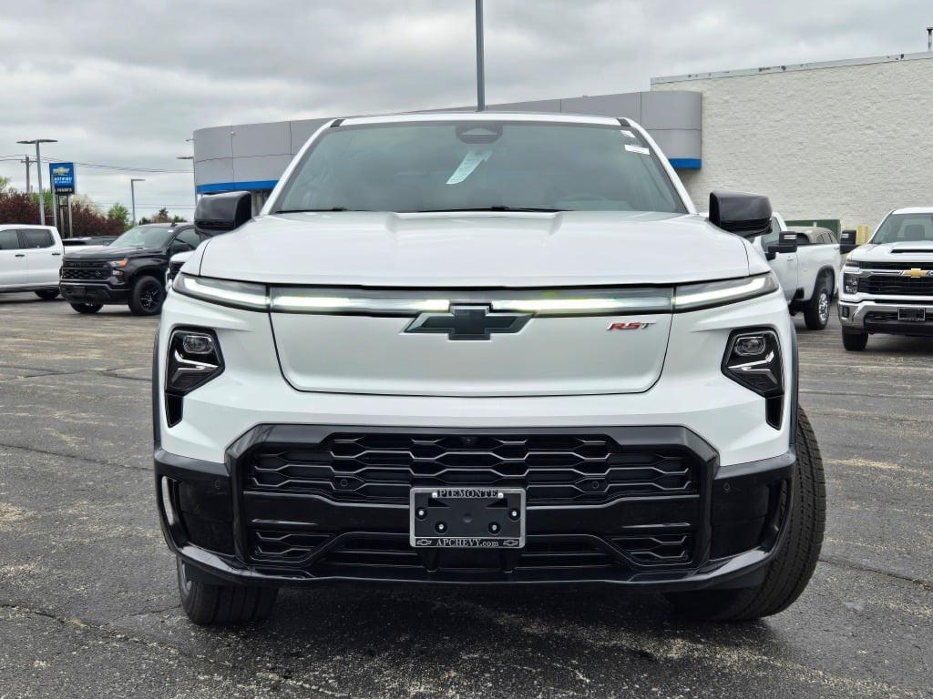new 2025 Chevrolet Silverado EV car, priced at $90,164