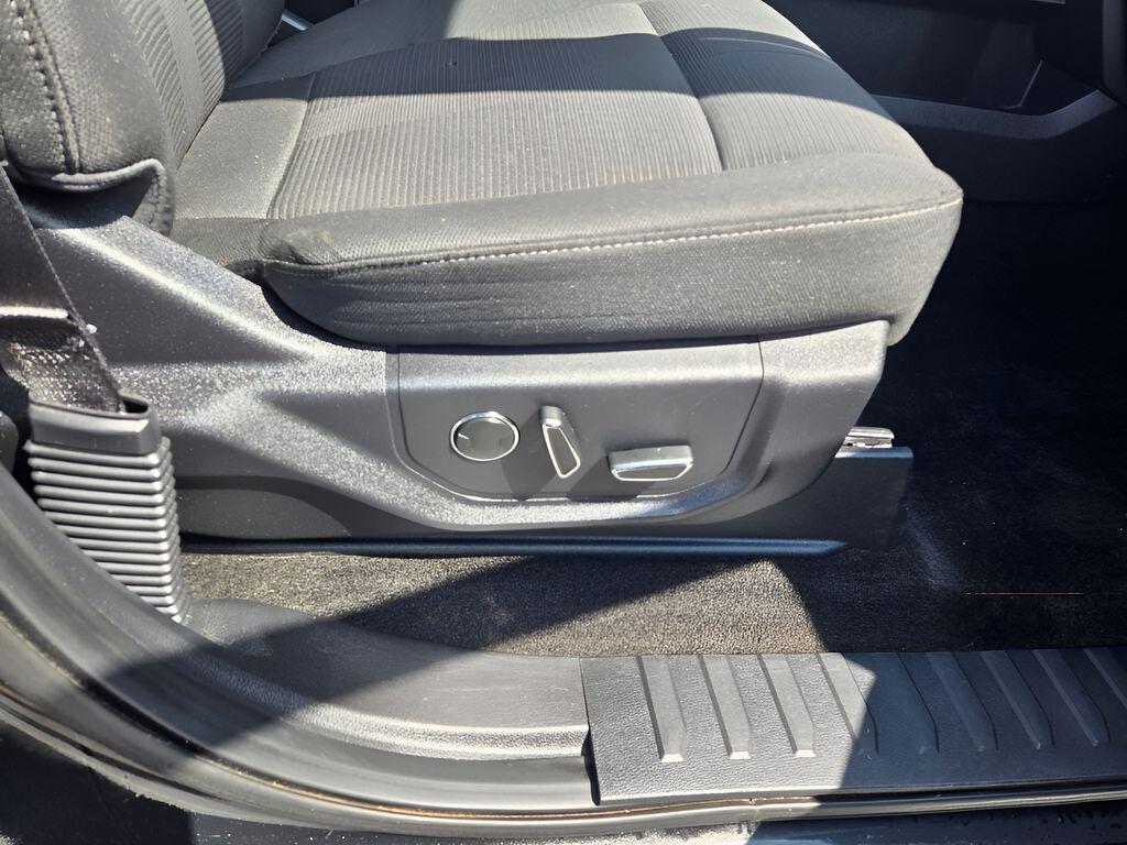 used 2015 Ford F-150 car, priced at $18,725