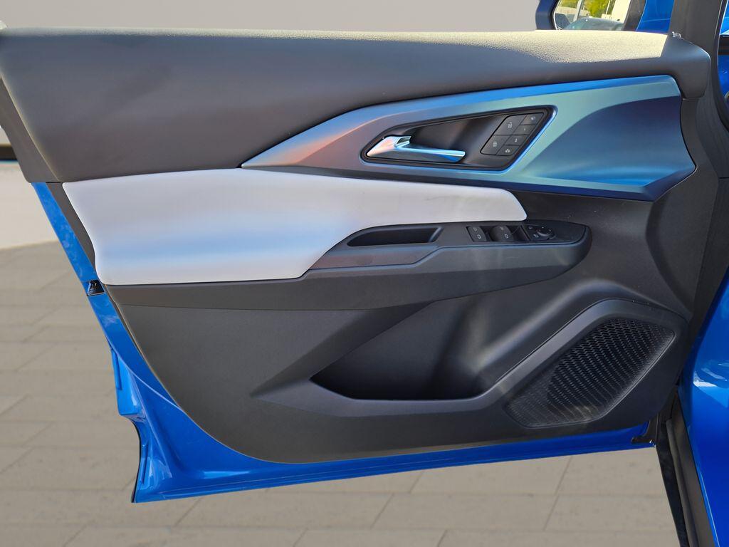 new 2026 Chevrolet Equinox EV car, priced at $35,284