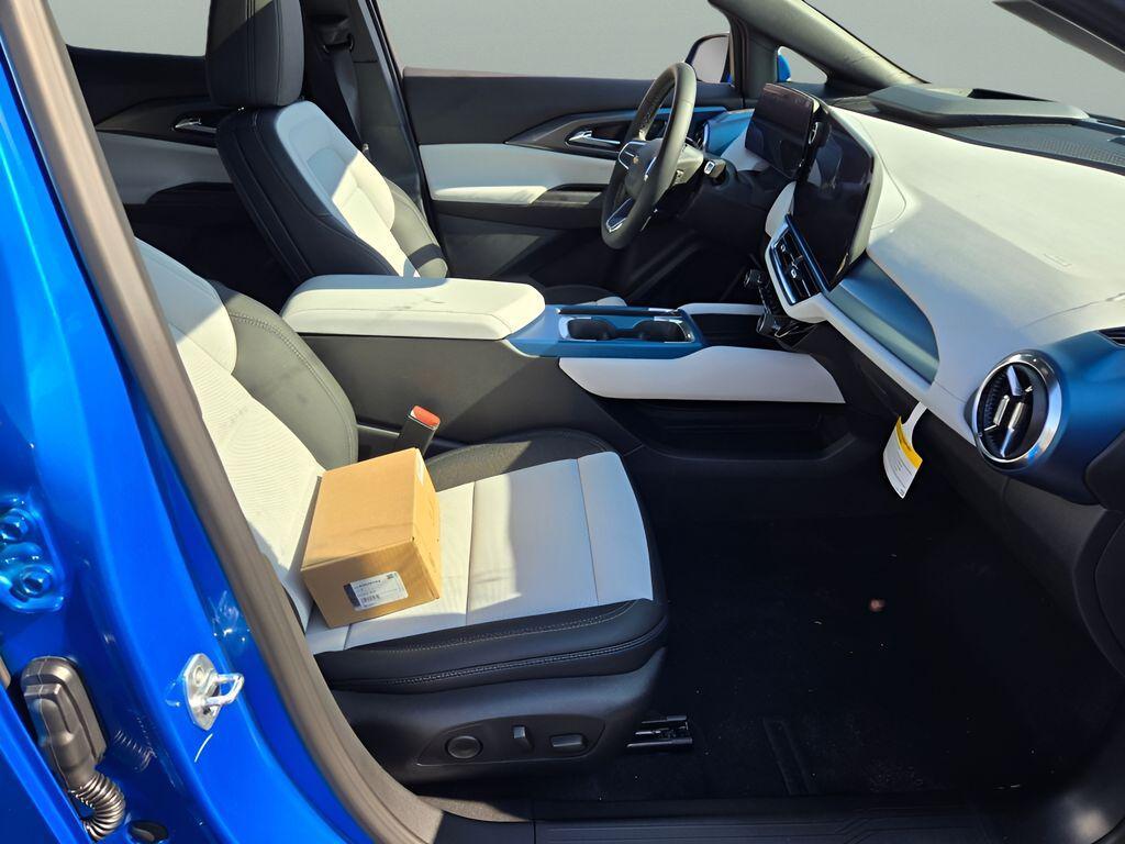 new 2026 Chevrolet Equinox EV car, priced at $35,284