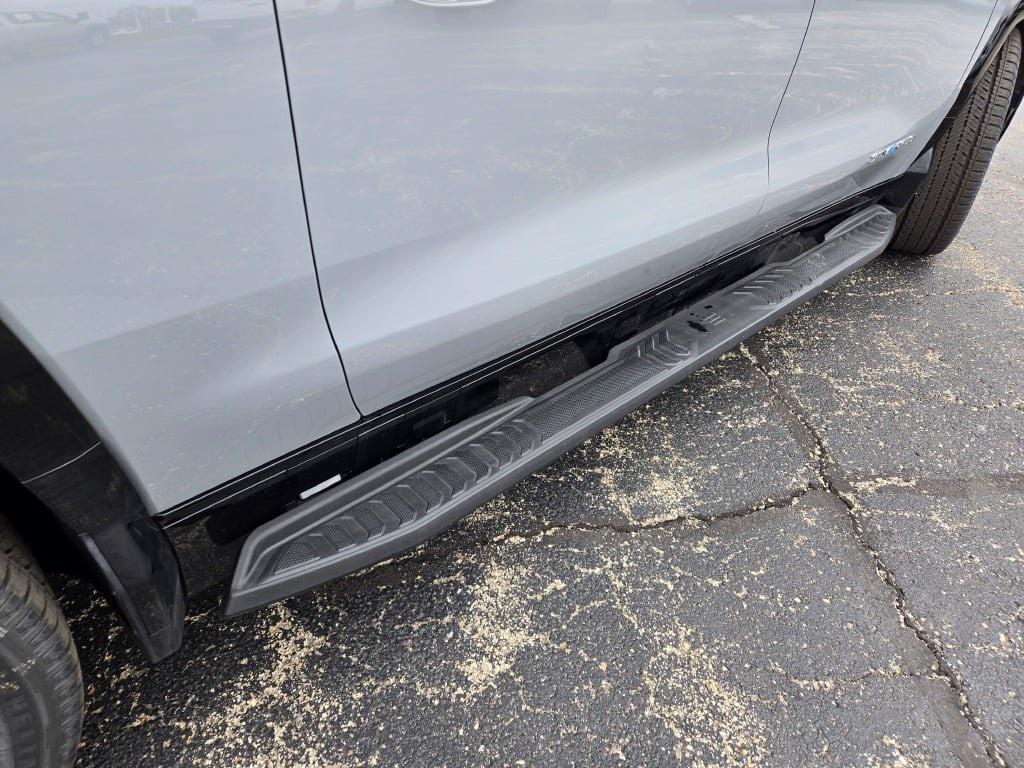 new 2025 Chevrolet Silverado EV car, priced at $88,898