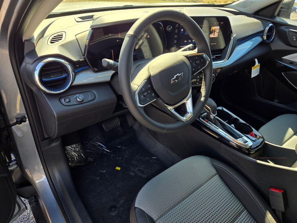 new 2026 Chevrolet Trax car, priced at $25,285