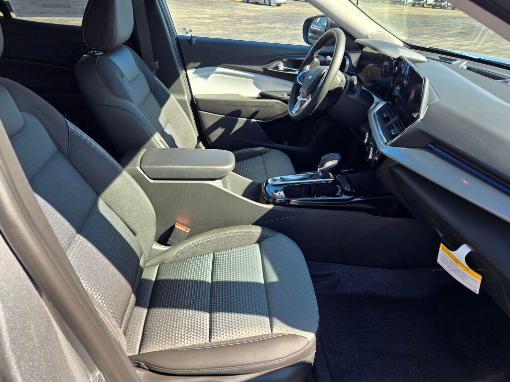 new 2026 Chevrolet Trax car, priced at $25,285